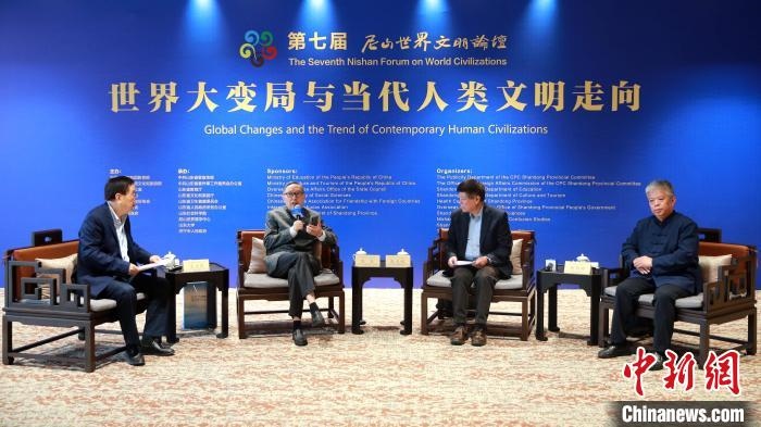 9月27日，第七屆尼山世界文明論壇首場高端對話舉行。　梁犇 攝