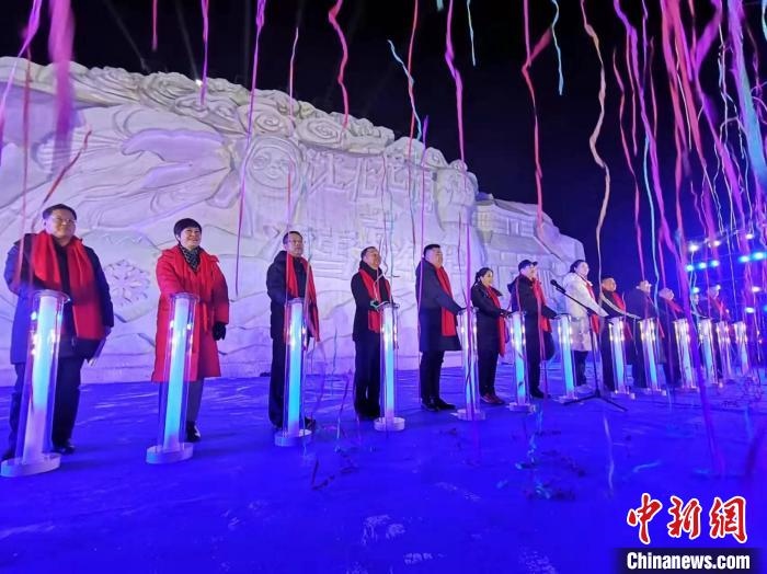 啟動(dòng)儀式現(xiàn)場(chǎng)?！≮w桂華 攝