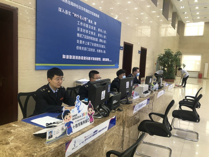 中共黨員、一等功榮立者王曙光不言放棄，堅(jiān)持到比賽最后（王鵬）.jpg