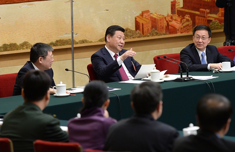 2014年3月習(xí)近平總書記參加十二屆全國人大二次會議上海代表團(tuán)的審議。
