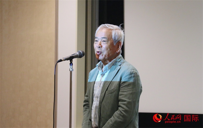 展覽名譽(yù)顧問、日本前文化廳長官青柳正規(guī)致辭。（人民網(wǎng) 許可攝）