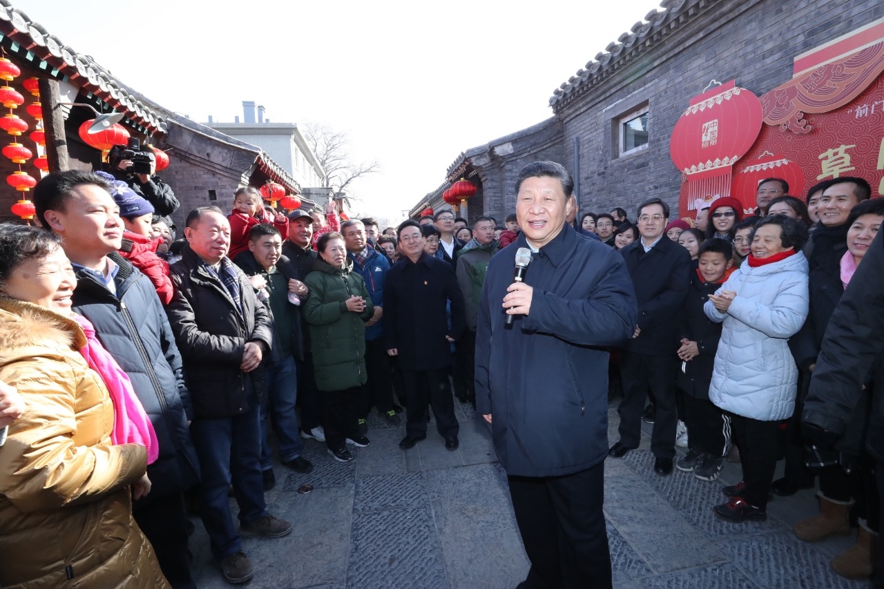 2019年2月1日，習近平總書記在前門東區(qū)草廠四條胡同給大家拜年，并向全國各族人民致以新春祝福。