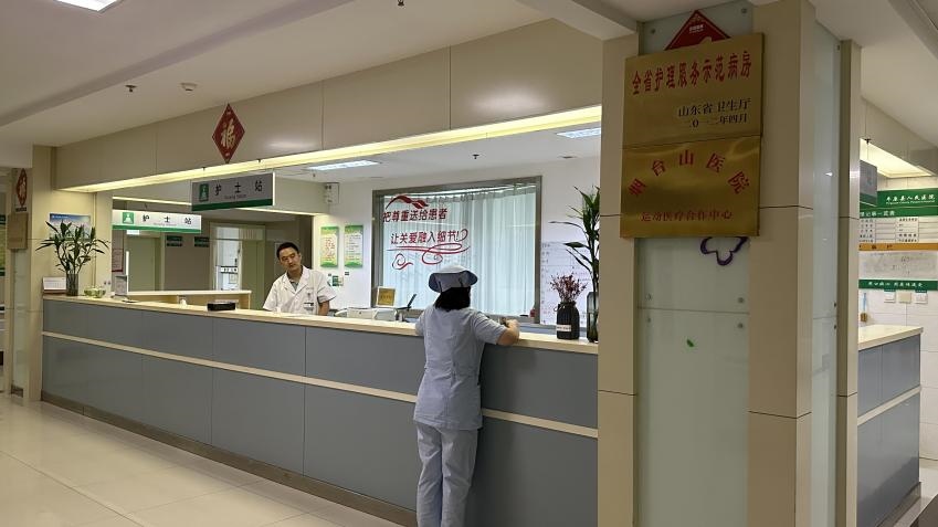 平原縣第一人民醫(yī)院住院部脊柱關節(jié)外科、手足外科病區(qū)。人民網(wǎng) 喬姝攝