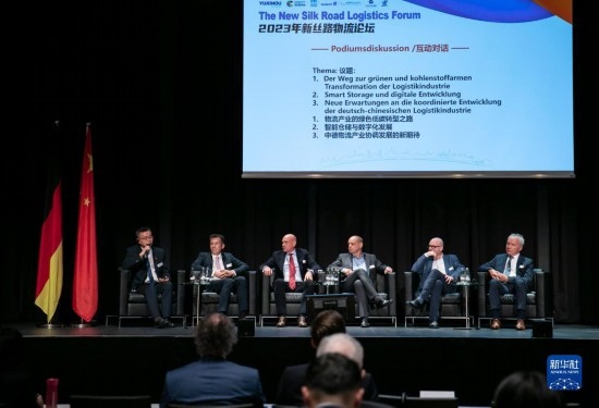9月21日，中德兩國嘉賓參加在德國杜伊斯堡舉辦的2023新絲路物流論壇。新華社記者 張帆 攝
