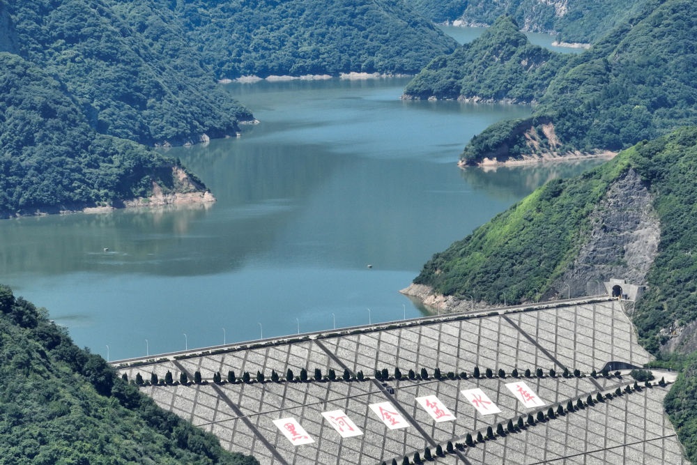 這是黑河金盆水庫（2023年7月16日攝，無人機照片）。新華社記者 邵瑞 攝