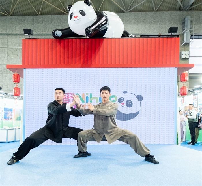 日本國(guó)際旅游博覽會(huì)期間中國(guó)展館的太極拳表演。圖片由中國(guó)駐東京旅游辦事處提供