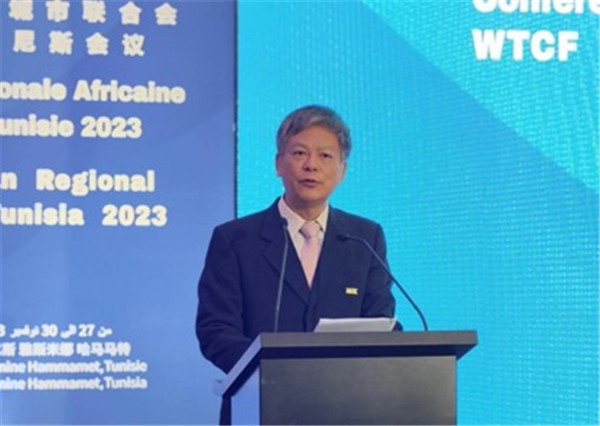 2023世界旅游城市聯(lián)合會非洲區(qū)域突尼斯會議 世界旅游城市聯(lián)合會常務(wù)副秘書長李寶春致辭。主辦方供圖