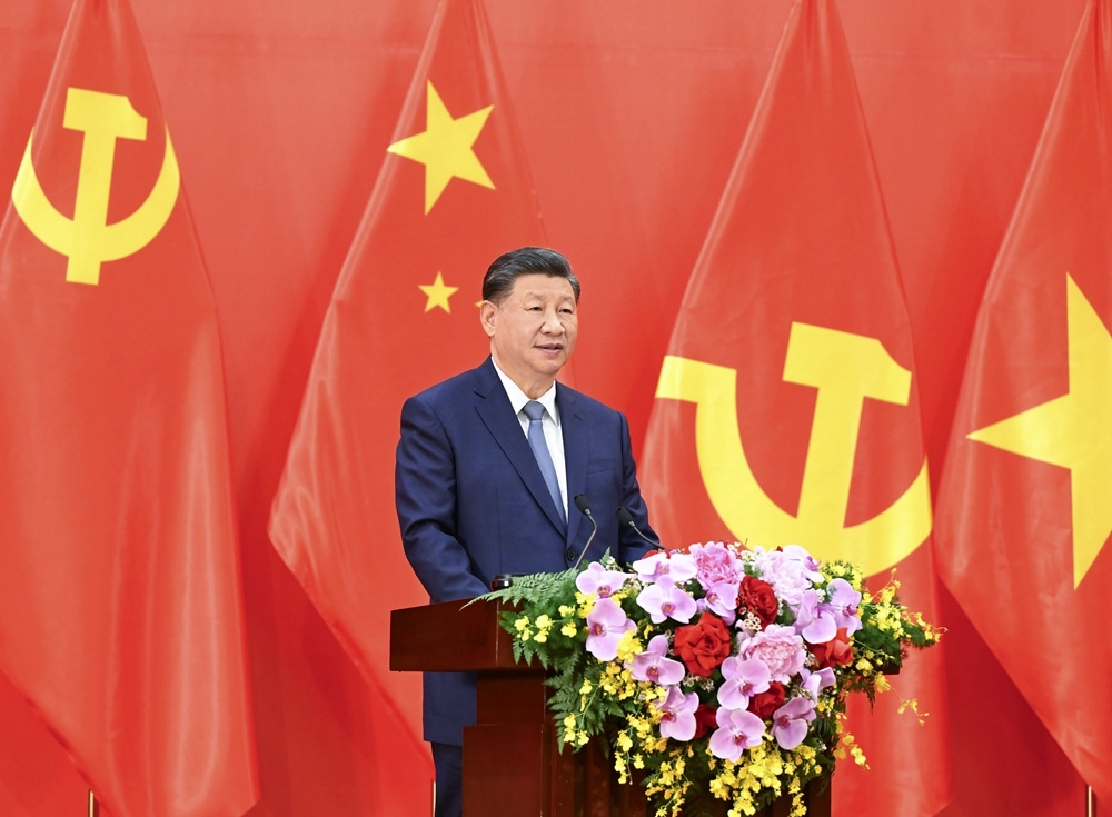 習(xí)近平總書記發(fā)表題為《賡續(xù)傳統(tǒng)友誼，開創(chuàng)中越命運(yùn)共同體建設(shè)新征程》的重要講話。