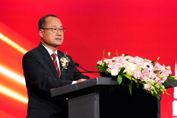第十四屆全國政協(xié)常委、香港中華總商會會長蔡冠深致辭。阿聯(lián)酋中華工商總會供圖