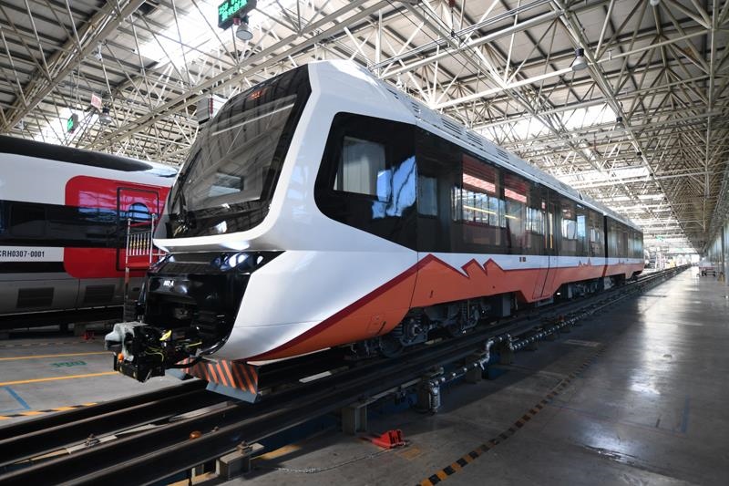 △2023年6月6日，中國中車出口阿根廷新能源輕軌車輛首列車在中車唐山公司下線。
