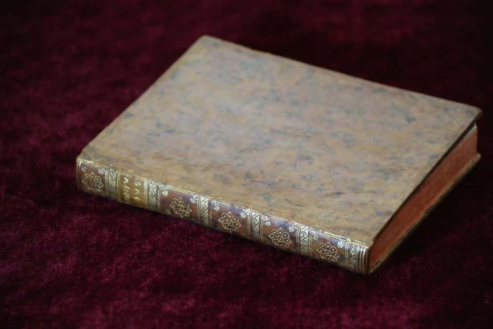 這是典藏于中國(guó)國(guó)家圖書(shū)館的《論語(yǔ)導(dǎo)讀》。