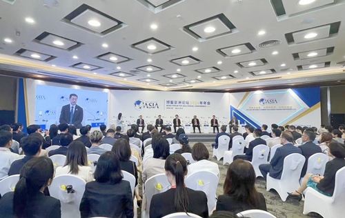 博鰲亞洲論壇2024年年會(huì)“‘創(chuàng)新、綠色、數(shù)智、融合’引領(lǐng)高質(zhì)量發(fā)展”分論壇。人民網(wǎng)記者 喬雪峰攝
