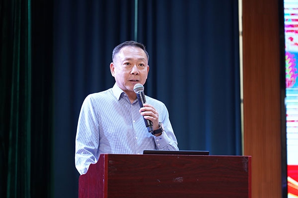 北京大鸞翔宇慈善基金會(huì)理事長(zhǎng)、周恩來侄外孫沈清講述周恩來的讀書故事。