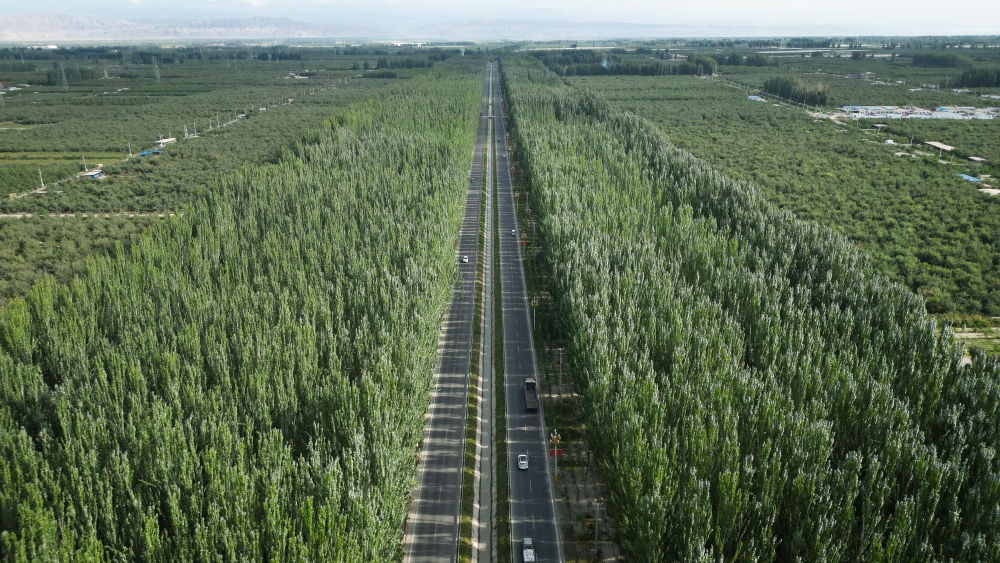 新疆柯柯牙景色（2023年9月1日攝，無人機照片）。新華社記者 李響 攝