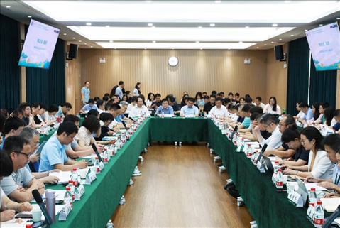 守正創(chuàng)新推動(dòng)思政課建設(shè)內(nèi)涵式發(fā)展學(xué)術(shù)研討會(huì)現(xiàn)場(chǎng)。武漢大學(xué)供圖