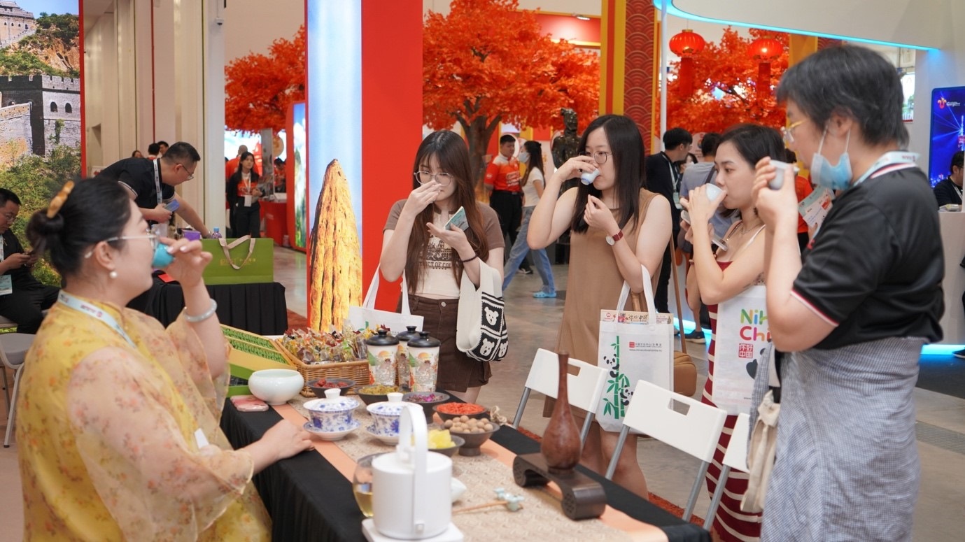 寧夏非遺八寶茶互動展示。 吉隆坡中國文化中心供圖