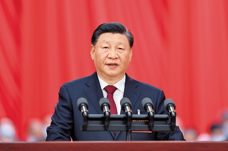 2022年10月16日，中國共產(chǎn)黨第二十次全國代表大會在北京人民大會堂開幕。習近平代表第十九屆中央委員會向大會作報告。 新華社記者 姚大偉/攝
