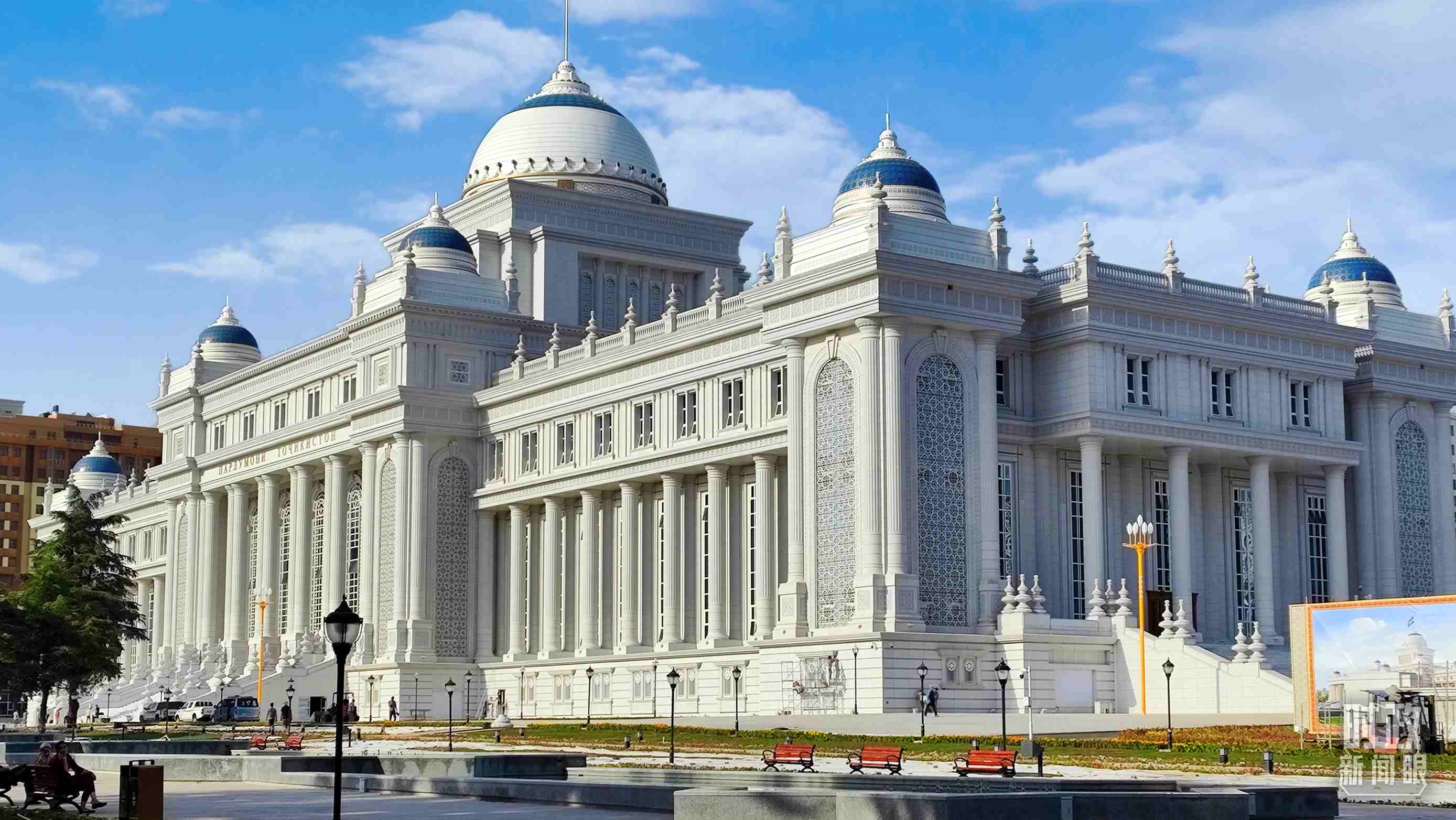 △中方援建塔議會(huì)大樓。（總臺(tái)記者員志軍拍攝）