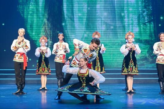 第十屆“歡動北京”開幕，12國青少年向未來問好