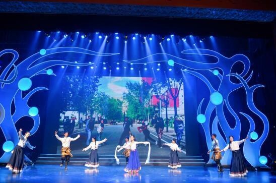 第十屆“歡動北京”開幕，12國青少年向未來問好