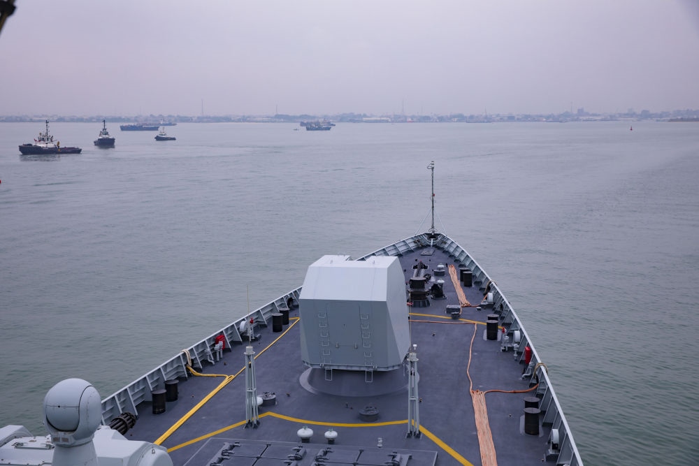2023年7月14日，中國(guó)海軍第43批護(hù)航編隊(duì)南寧艦駛?cè)雱偣ú迹┖诮歉?，開(kāi)始對(duì)剛果（布）進(jìn)行為期4天的友好訪(fǎng)問(wèn)。