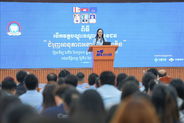 占尼莫在開幕式致辭?；顒又鬓k方供圖