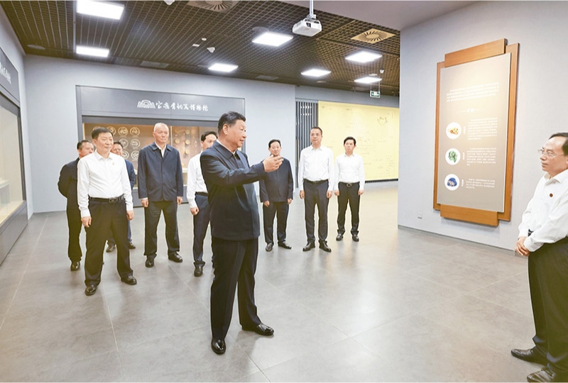 2024年9月10日，中共中央總書記、國家主席、中央軍委主席習近平在前往甘肅考察途中，來到陜西省寶雞市參觀寶雞青銅器博物院。 新華社記者 王曄/攝