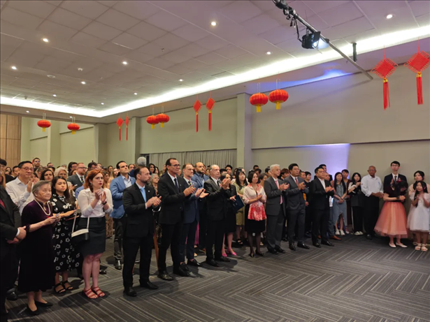 圖為招待會(huì)現(xiàn)場(chǎng)。 中國(guó)駐累西腓總領(lǐng)館供圖