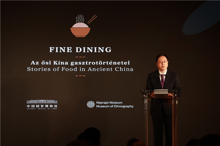 中國(guó)國(guó)家博物館副館長(zhǎng)楊帆致辭。圖片由中國(guó)駐匈牙利大使館提供。