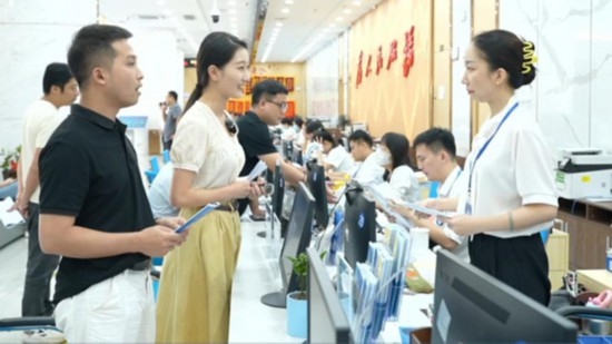 直播現(xiàn)場。海南省營商廳供圖