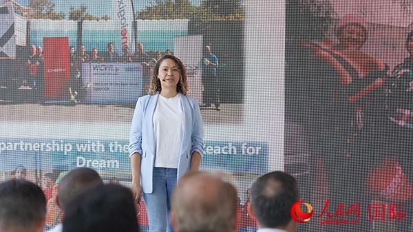 奇瑞南非公司全國市場經(jīng)理維倫·彼得森發(fā)言。人民網(wǎng) 張茜攝