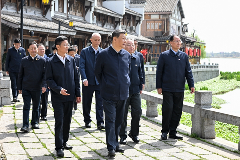 2024年3月19日，習(xí)近平總書記在湖南常德河街考察。