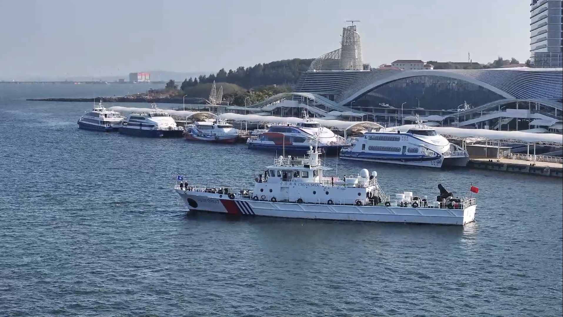廈金“小三通”客運航線創(chuàng)復航以來單日客流量新高。廈門海事局供圖