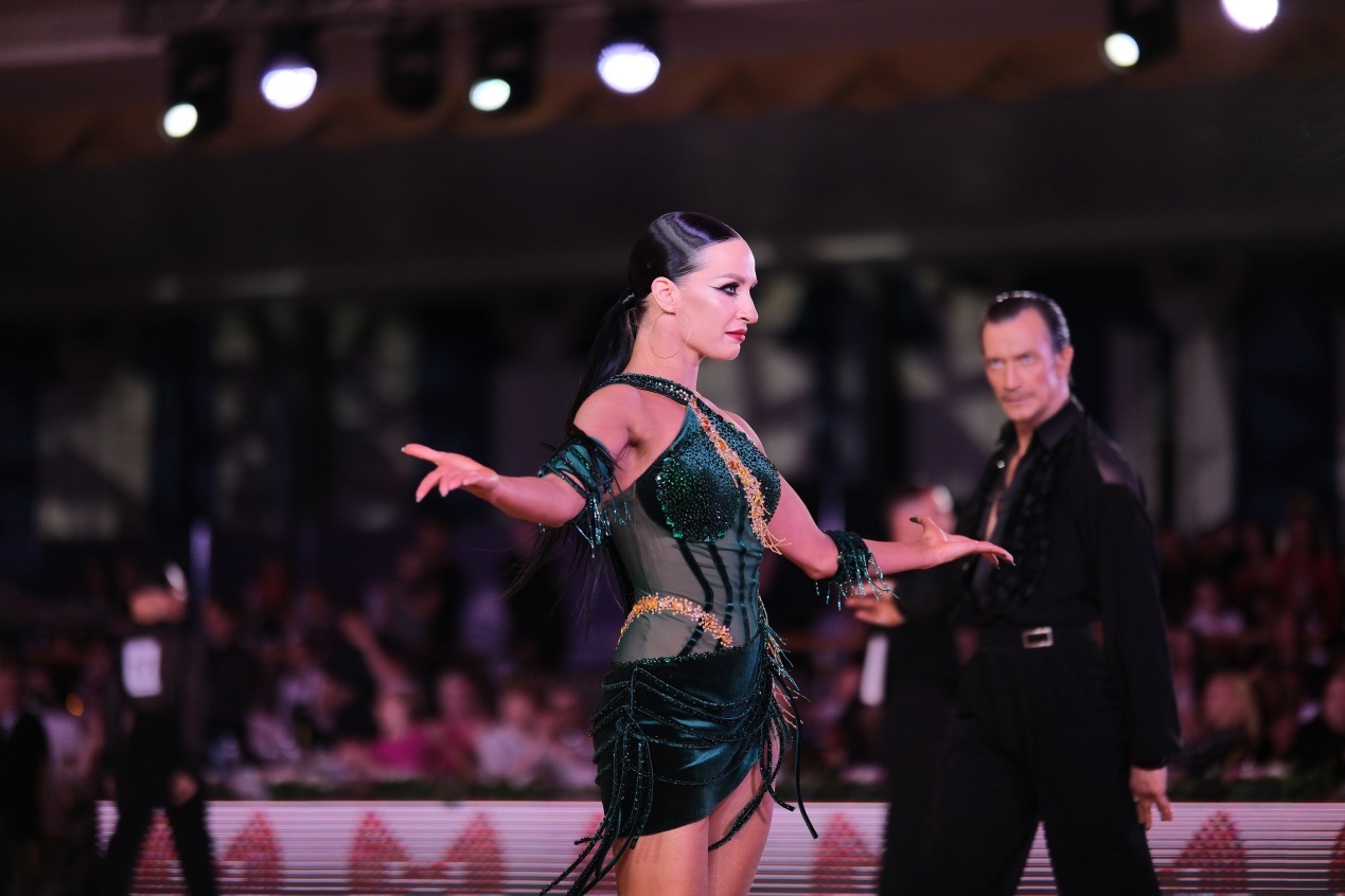 第七屆“克里姆林宮杯”國(guó)標(biāo)舞錦標(biāo)賽現(xiàn)場(chǎng)。于子恒攝