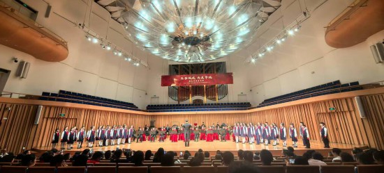 重慶大學城樹人小學校管樂團參加比賽。