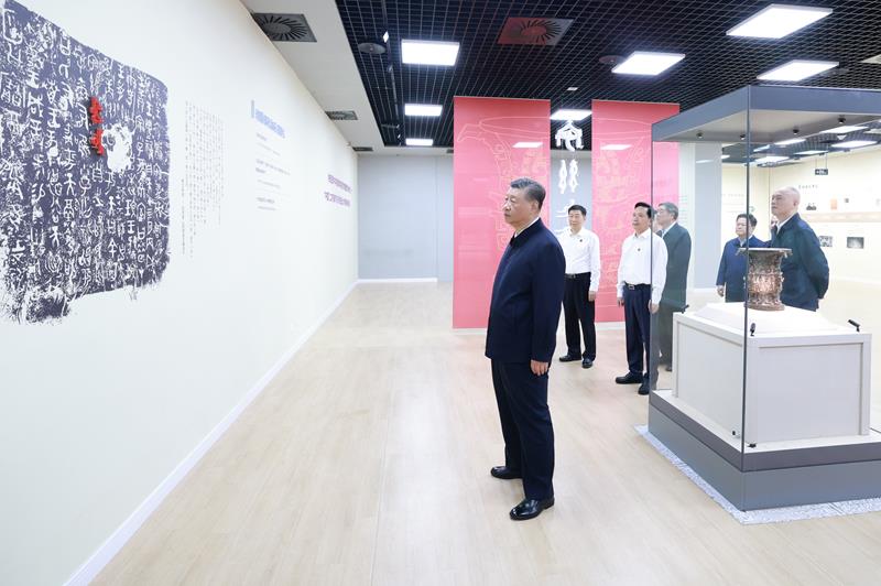 △2024年9月10日，習(xí)近平總書記來到陜西寶雞市參觀寶雞青銅器博物院。